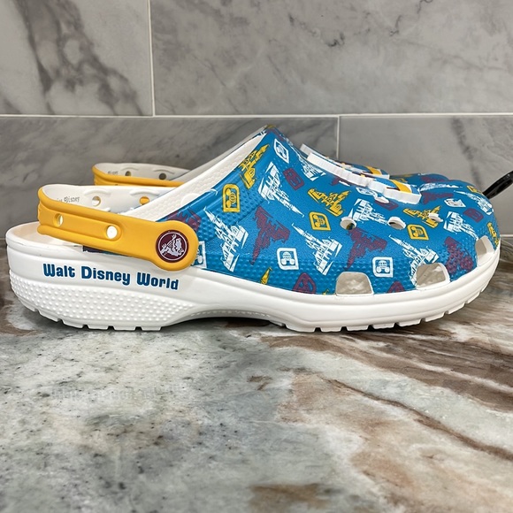 WDW Disney World 50th Anniversary Cinderella Castle CROCS Sz M 8 W 10 Vault NEW - Picture 6 of 12